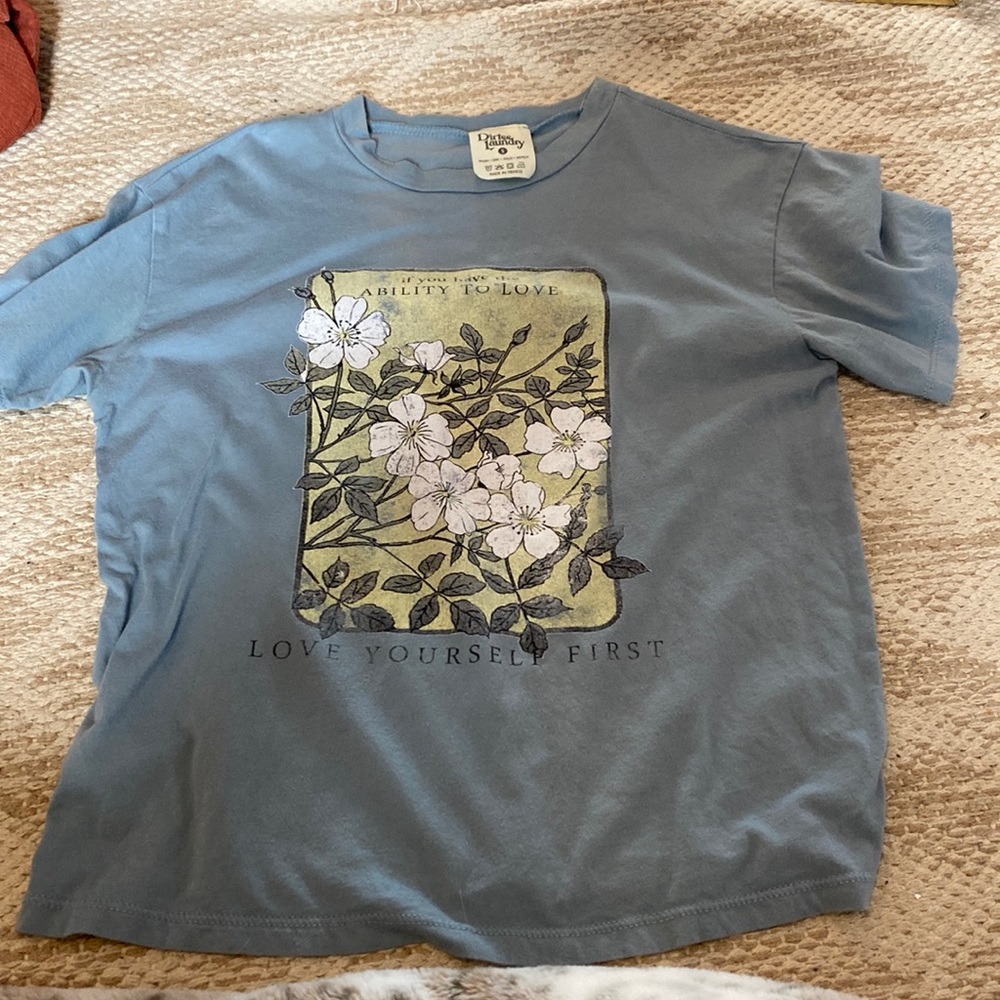 Blue graphic tee